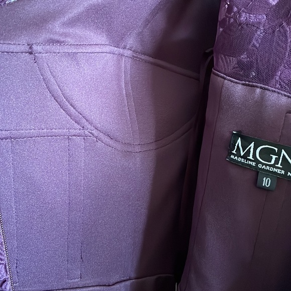 NWT Madison Gardner New York Eggplant Dress - Picture 9 of 10